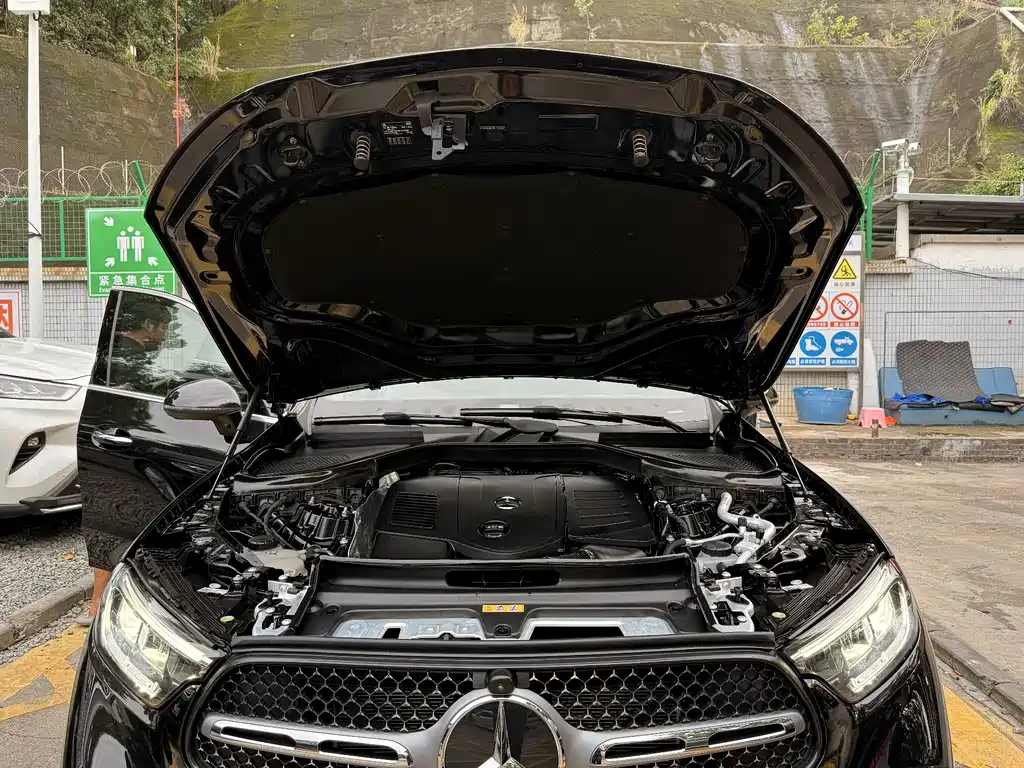Mercedes-Benz GLC 2024 GLC 260 L 4MATIC luxury model 5 seats купить на сайте DeffCars