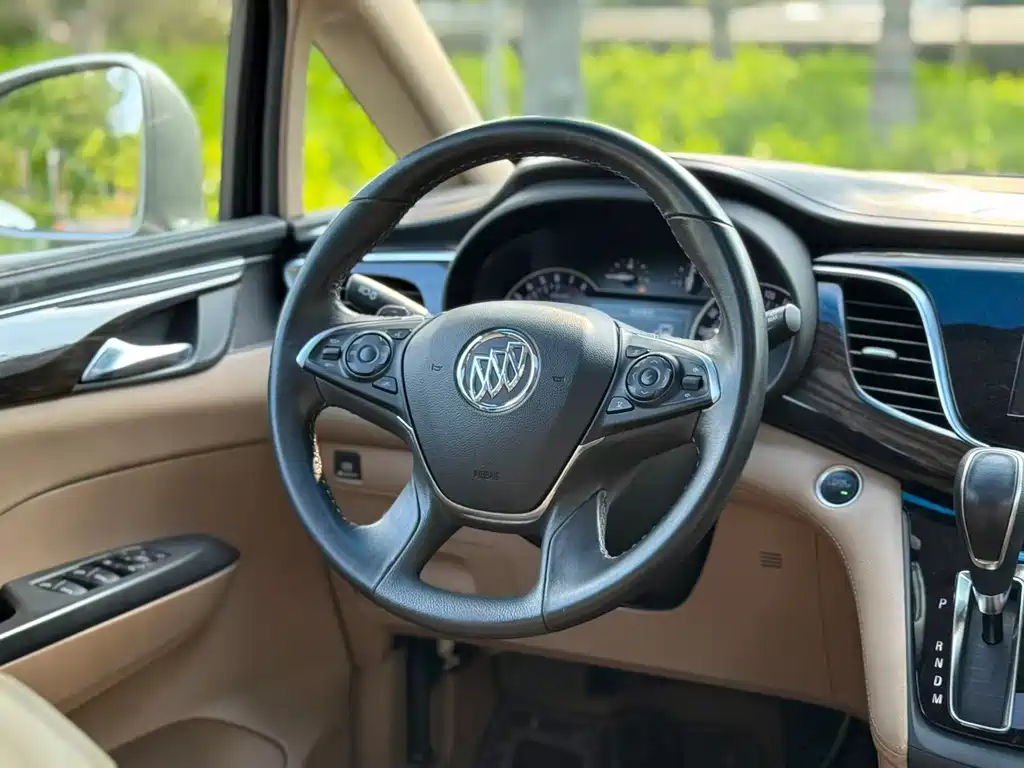 Buick GL8 2018 ES 28T luxury model National VI купить на сайте DeffCars