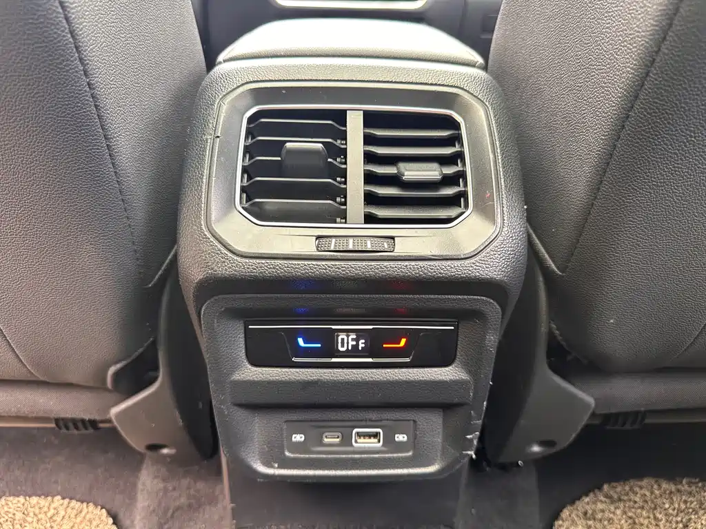 Tiguan L 2023 330TSI automatic two-wheel drive smart version купить на сайте DeffCars