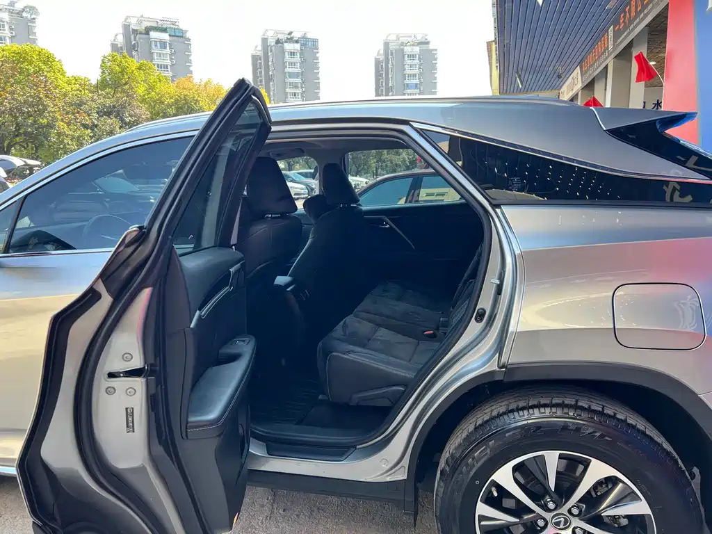 Lexus RX 2020 facelift 300 two-wheel drive elite version купить на сайте DeffCars