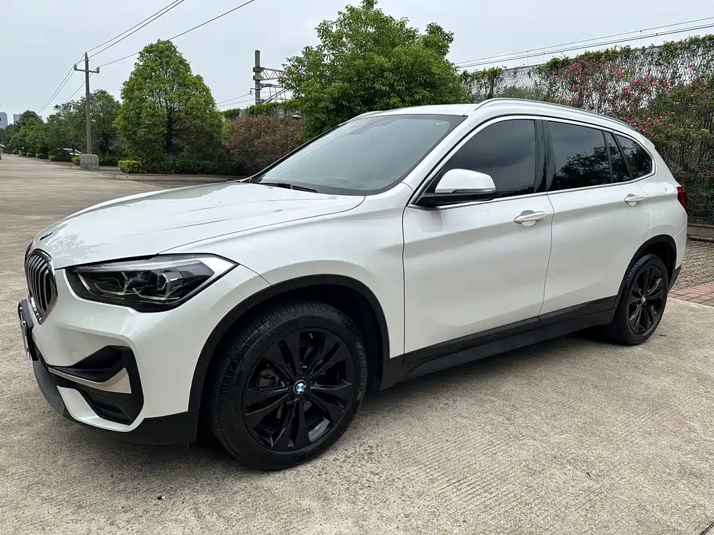 BMW X1 2021 sDrive20Li Fashion Model купить на сайте DeffCars
