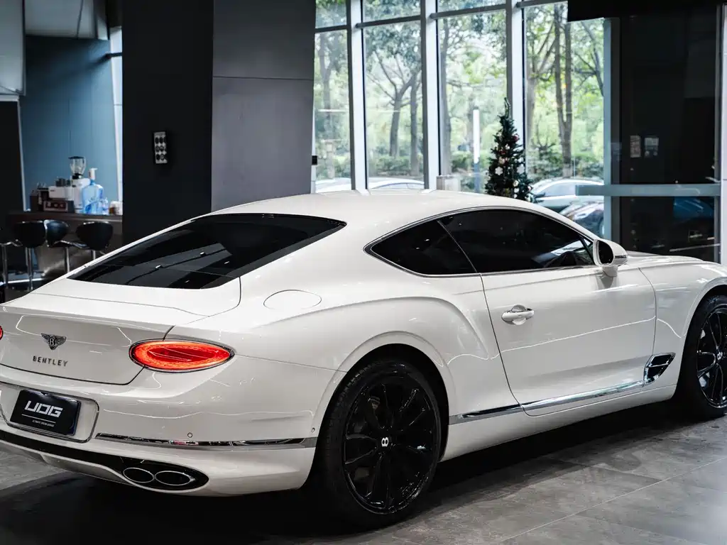 Continental 2024 4.0T GT V8 купить на сайте DeffCars