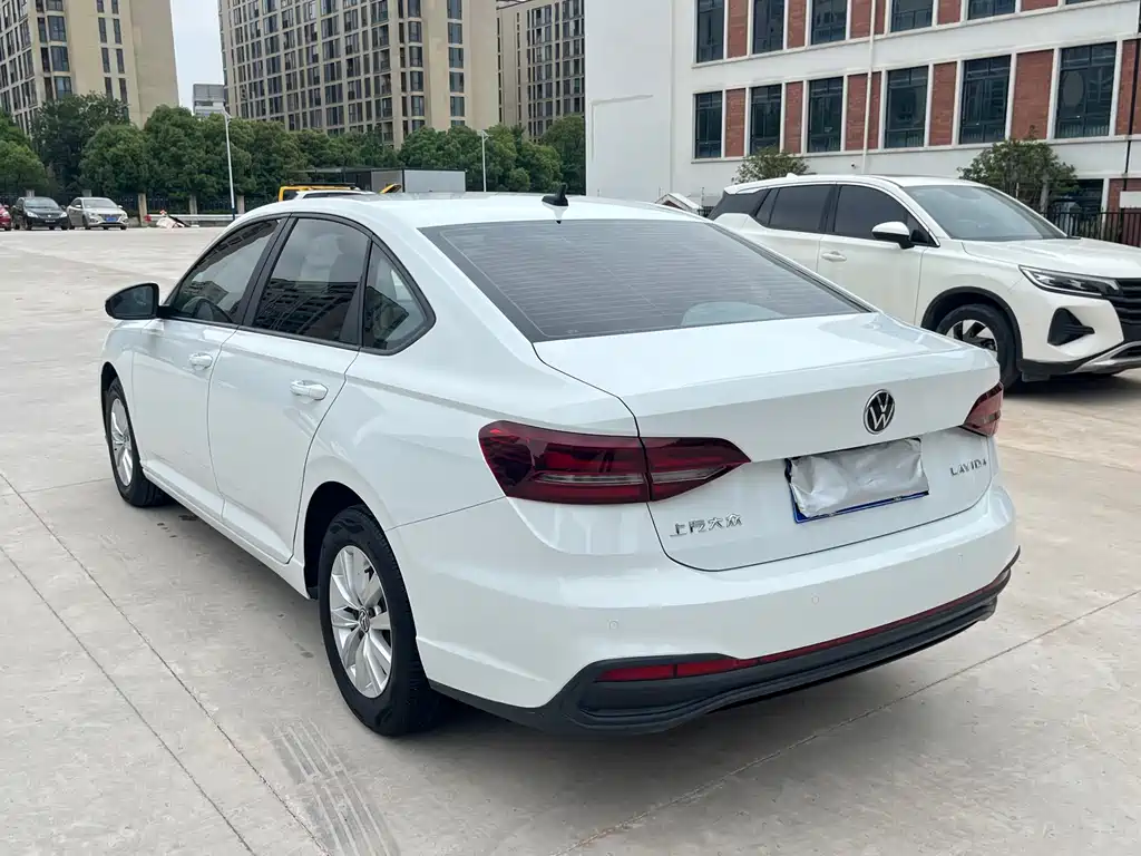 Lavida 2023 1.5L automatic full version купить на сайте DeffCars