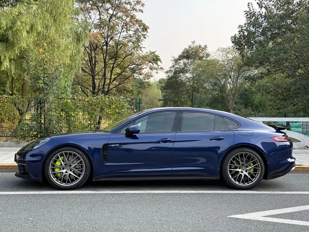Panamera New Energy 2018 Panamera 4 E-Hybrid 2.9T купить на сайте DeffCars