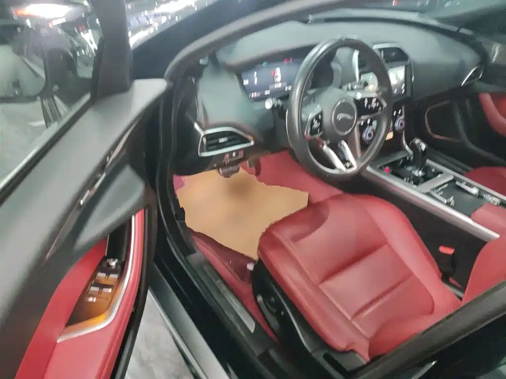 Jaguar XEL 2023 2.0T 250PS R-DYNAMIC S Advanced Sports Edition купить на сайте DeffCars