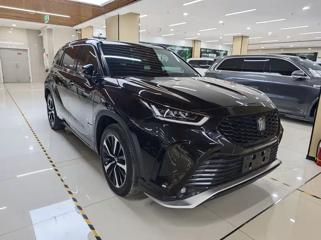 Crown Lufang 2021 2.5L HEV four-wheel drive premium version купить на сайте DeffCars