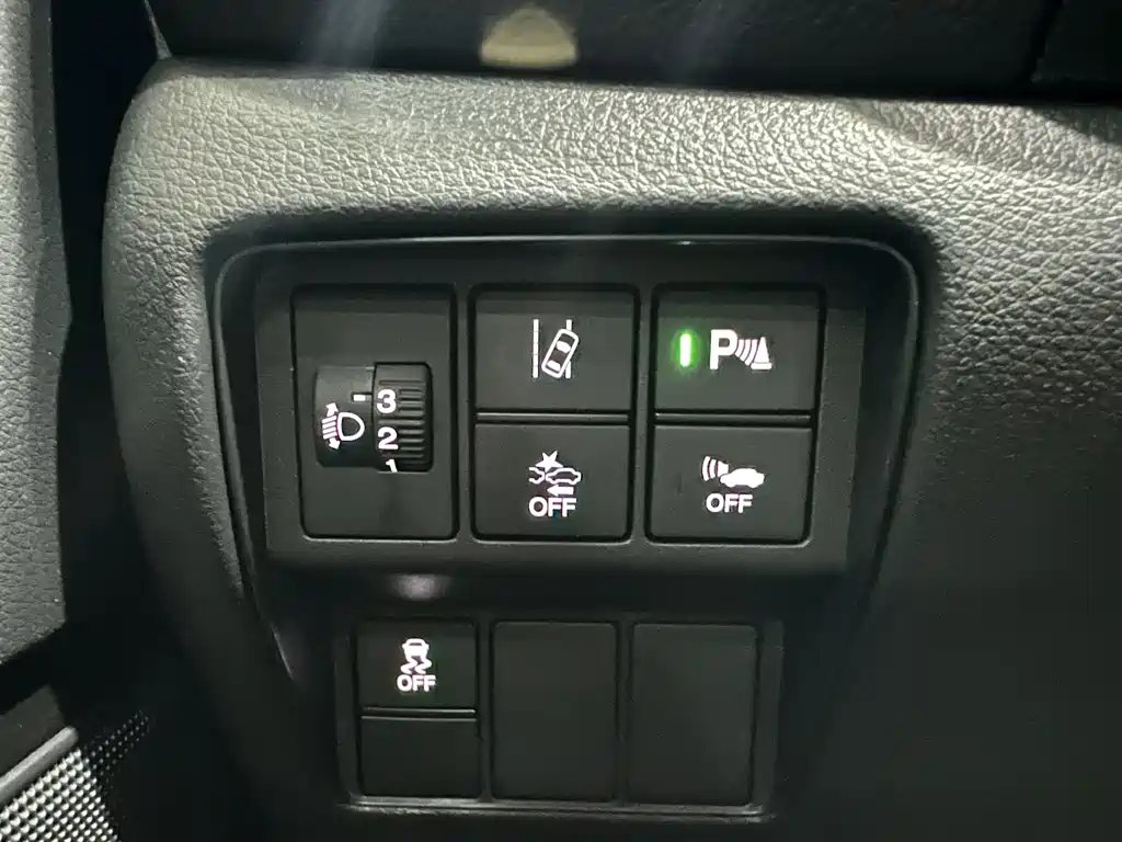Honda CR-V 2021 Rui·Hybrid 2.0L two-wheel drive net version купить на сайте DeffCars