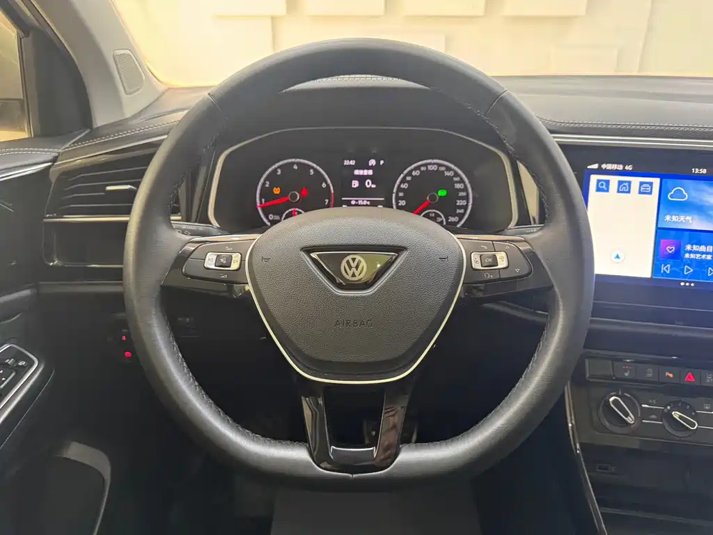 Jetta VS7 2021 1.4T Automatic Joy Edition купить на сайте DeffCars