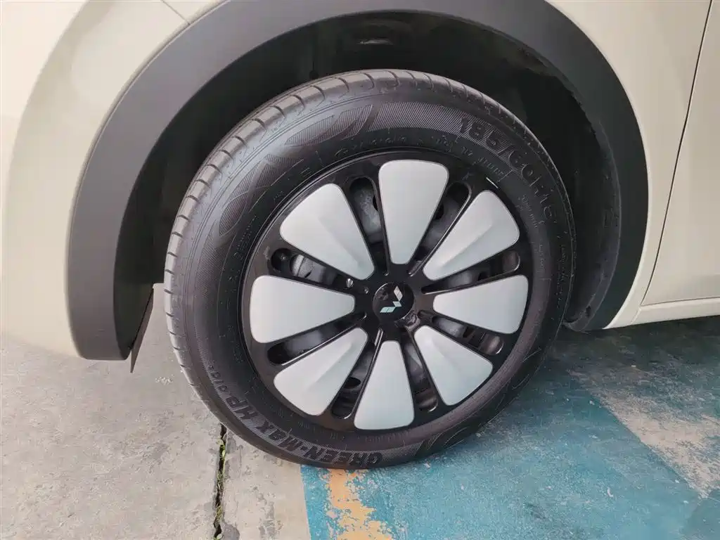 Wuling Bingo 2025 model 333km Lingxi Internet model купить на сайте DeffCars