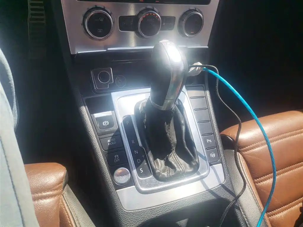 FAW-Volkswagen CC 2016 1.8TSI luxury model купить на сайте DeffCars