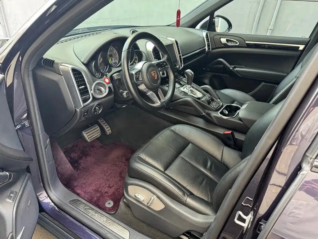Cayenne New Energy 2016 Cayenne S E-Hybrid 3.0T купить на сайте DeffCars