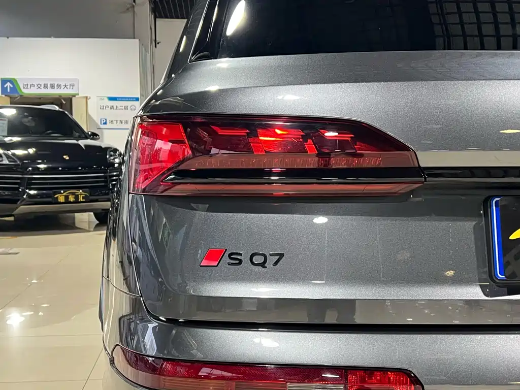 Audi SQ7 2024 Model 4.0 TFSI купить на сайте DeffCars