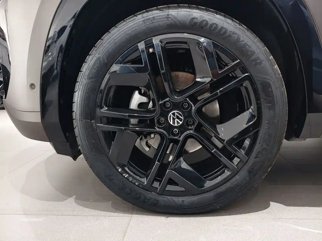 Touron 2025 Touron Pro 450TSI four-wheel drive peak version купить на сайте DeffCars
