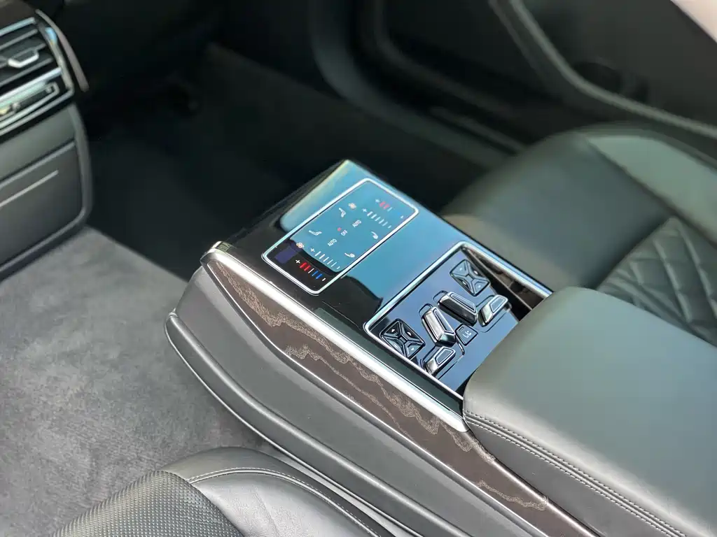 Audi A8 2019 Plus A8L 50 TFSI quattro comfort type купить на сайте DeffCars