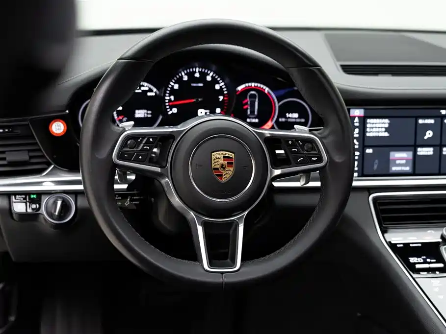 Panamera 2020 Panamera 10th Anniversary Edition 2.9T купить на сайте DeffCars