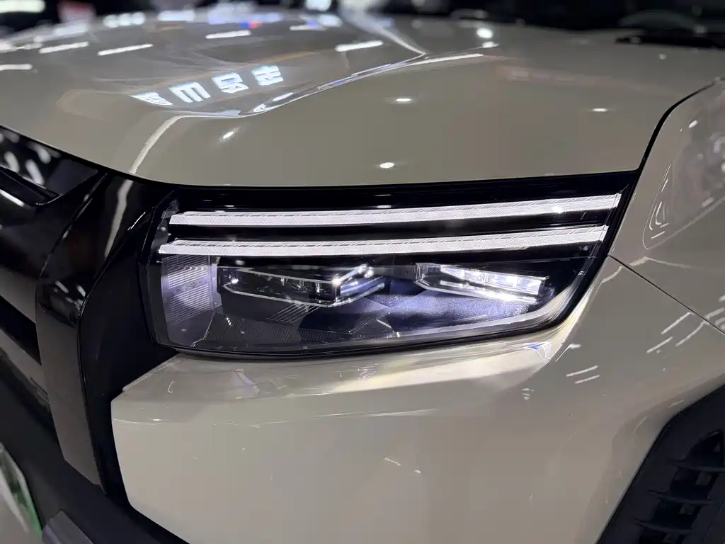 Titanium 3 2025 501KM four-wheel drive Ultra version купить на сайте DeffCars