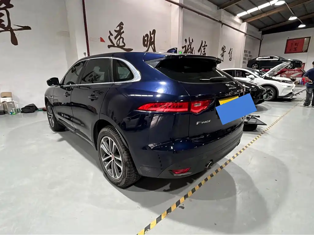 Jaguar F-PACE 2016 3.0 SC four-wheel drive R-Sport sports version купить на сайте DeffCars
