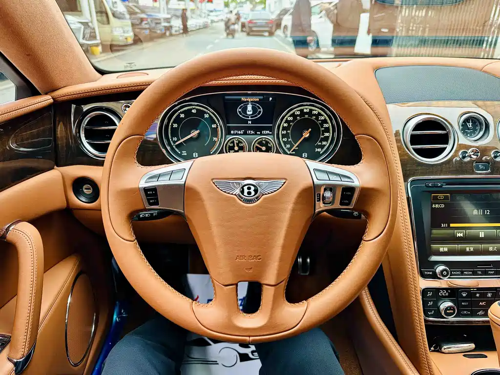 Flying Spur 2017 4.0T V8 Standard Edition купить на сайте DeffCars