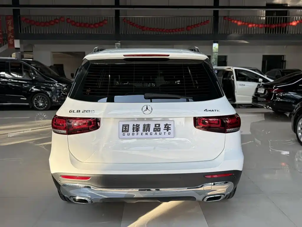 2022 Mercedes GLB 200 Dynamic купить на сайте DeffCars