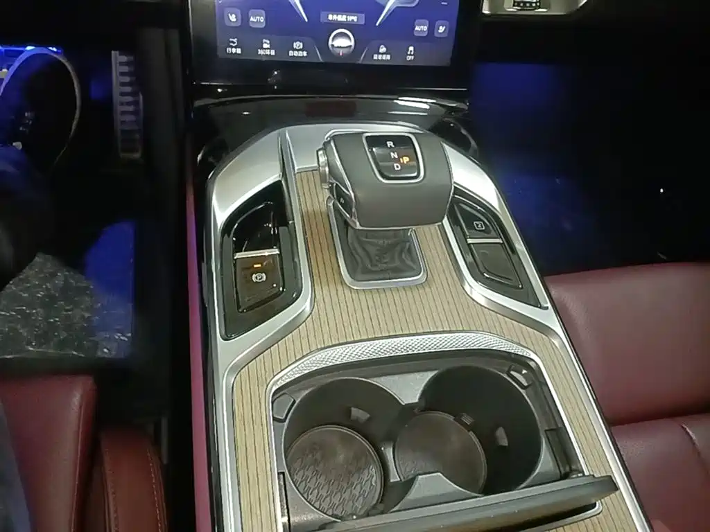Hongqi E-HS9 2022 model 690km flagship version six seats купить на сайте DeffCars