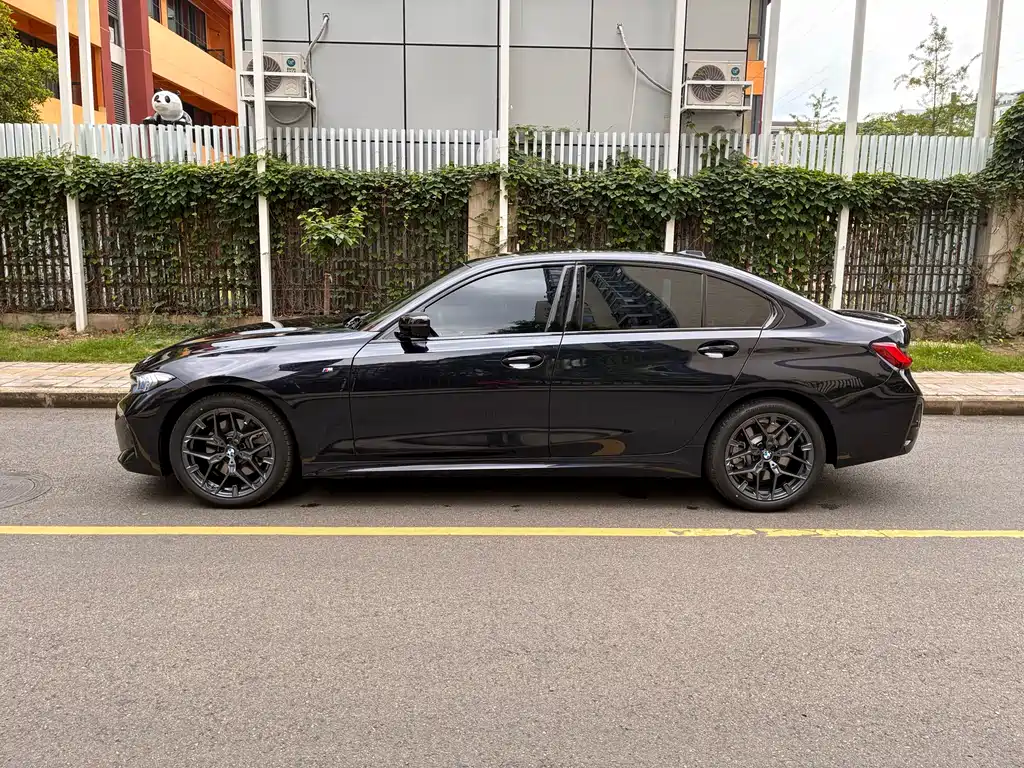 BMW 3 Series 2025 330Li Exclusive M Sports Night Package купить на сайте DeffCars