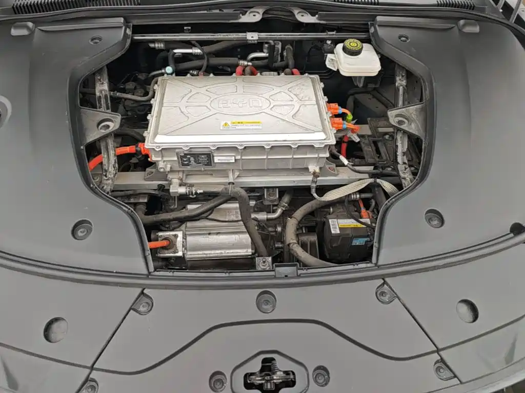 Han 2025 EV Smart Driving Edition 605KM Premium Type купить на сайте DeffCars