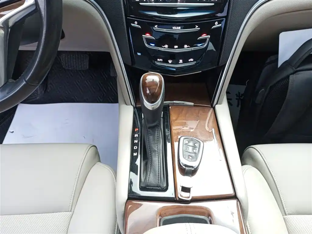 Cadillac XTS 2018 28T Elite купить на сайте DeffCars
