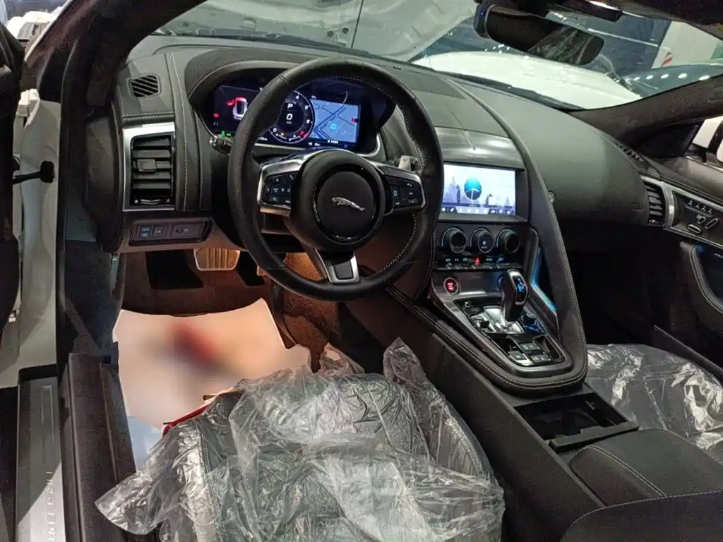 Jaguar F-TYPE 2021 P300 rear-drive First Edition hard-top version купить на сайте DeffCars