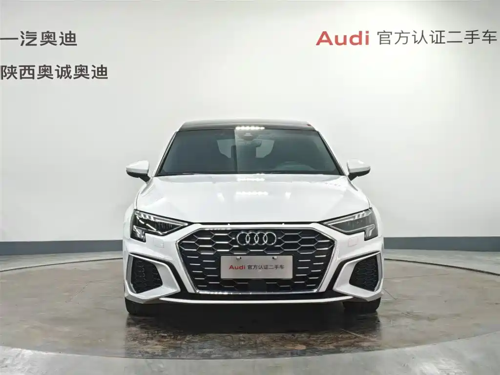 Audi A3 2023 Sportback 35 TFSI stylish and sporty купить на сайте DeffCars