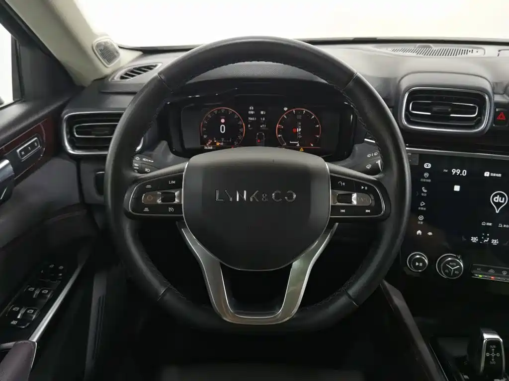Lynk & Co 02 2021 1.5TD DCT 2WD Champion Edition купить на сайте DeffCars