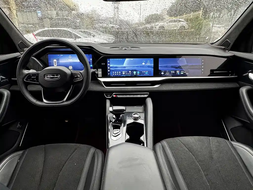 Xingyue L 2022 1.5T Thor Hi·F petrol-electric hybrid version Super Speed купить на сайте DeffCars