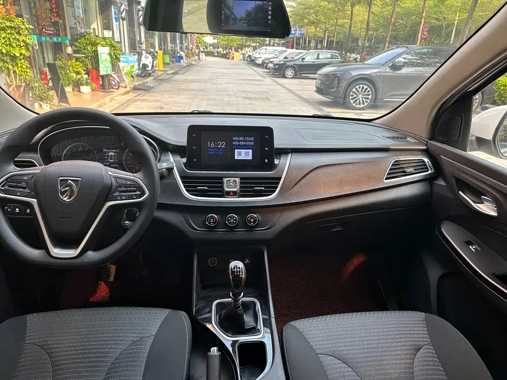 Baojun 730 2021 1.5L manual fashion 7 seats купить на сайте DeffCars