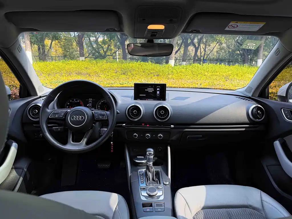 Audi A3 2020 Limousine 35 TFSI Fashion Type National VI купить на сайте DeffCars