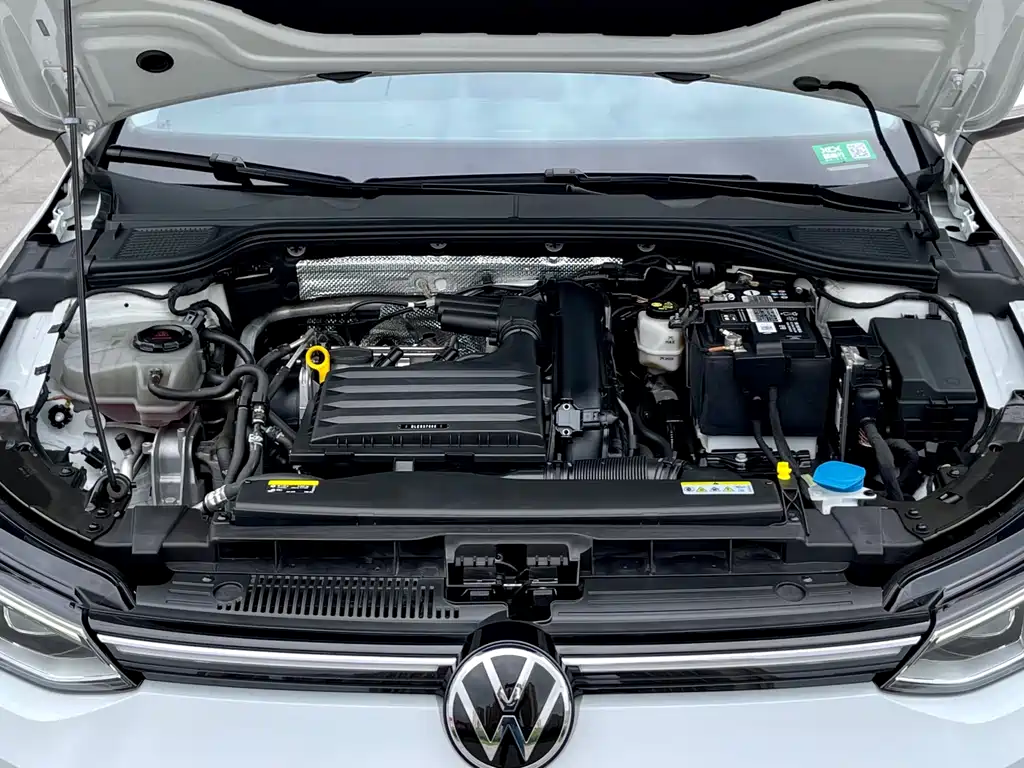 Golf 2023 facelift 280TSI DSG Pro купить на сайте DeffCars