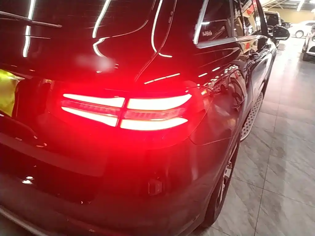 Mercedes-Benz GLC 2018 GLC 260 4MATIC luxury model купить на сайте DeffCars