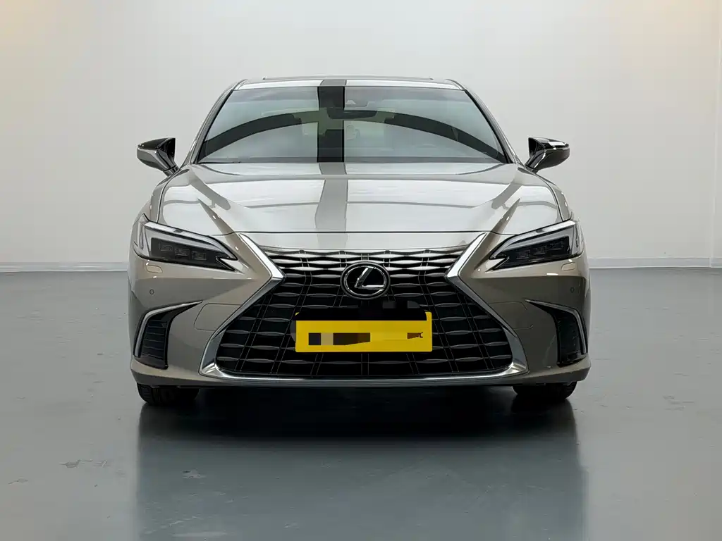 Lexus ES 2025 200 Premium Edition купить на сайте DeffCars