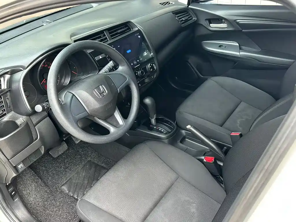 Fit 2018 1.5L CVT Comfort Edition купить на сайте DeffCars