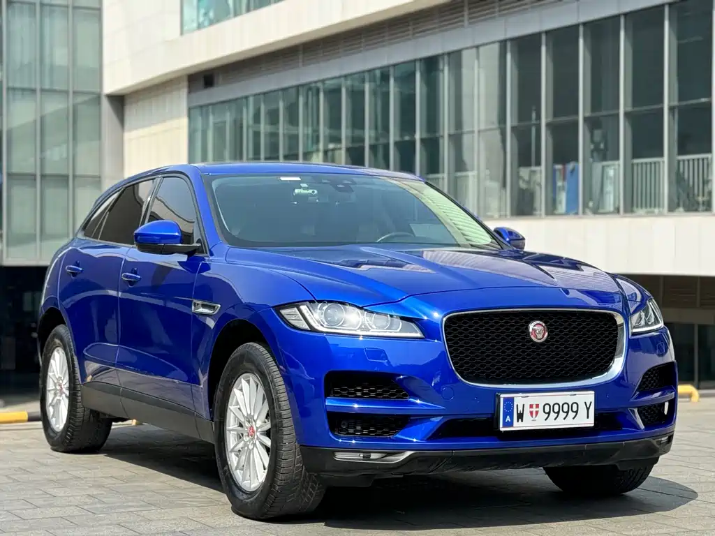 Jaguar F-PACE 2018 2.0T four-wheel drive urban exclusive edition купить на сайте DeffCars