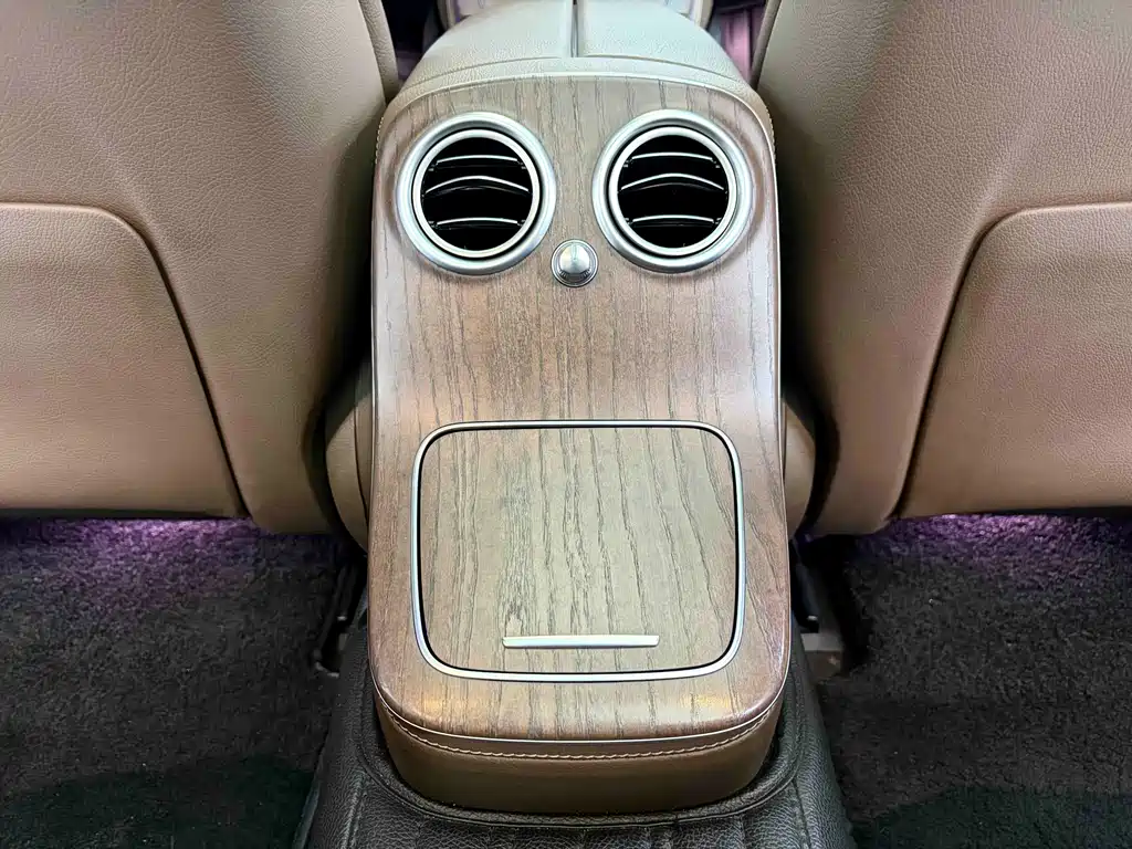 Mercedes-Benz E-Class 2023 E 300 L Luxury Model купить на сайте DeffCars