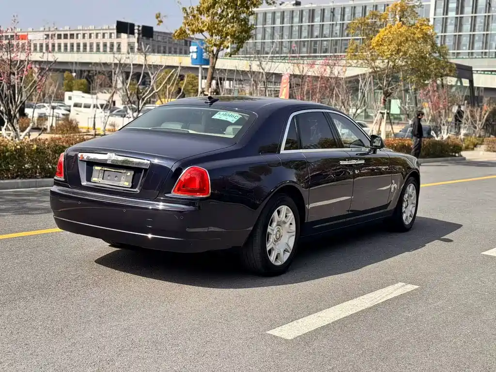 Ghost 2014 6.6T Standard Edition купить на сайте DeffCars