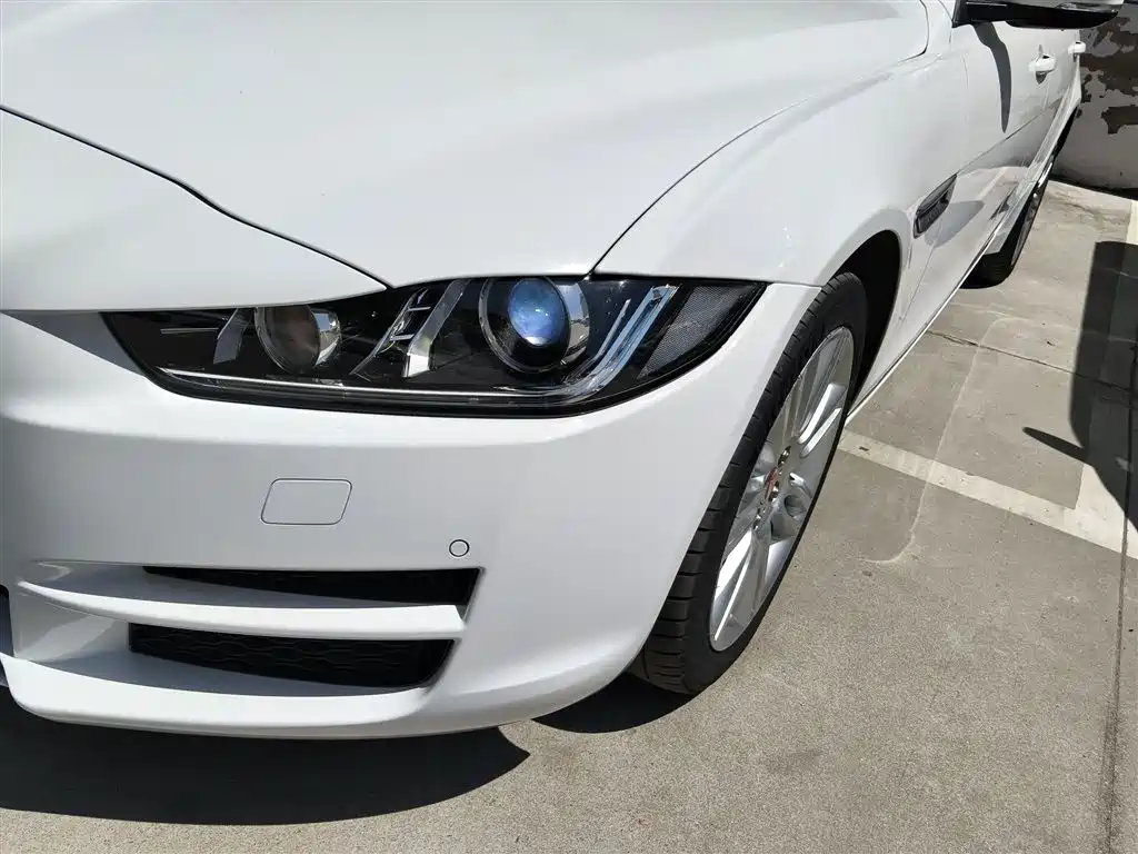 Jaguar XEL 2019 2.0T 250PS Exclusive Edition купить на сайте DeffCars