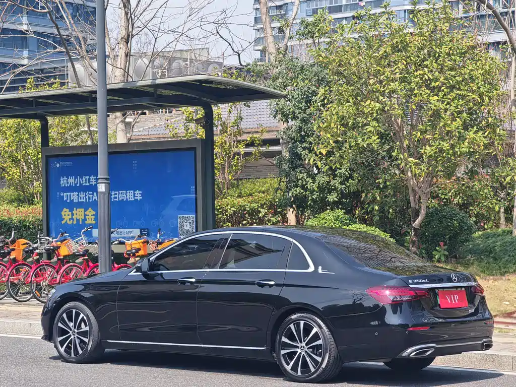 Mercedes-Benz E-Class New Energy 2022 E 350 e L plug-in hybrid sedan купить на сайте DeffCars