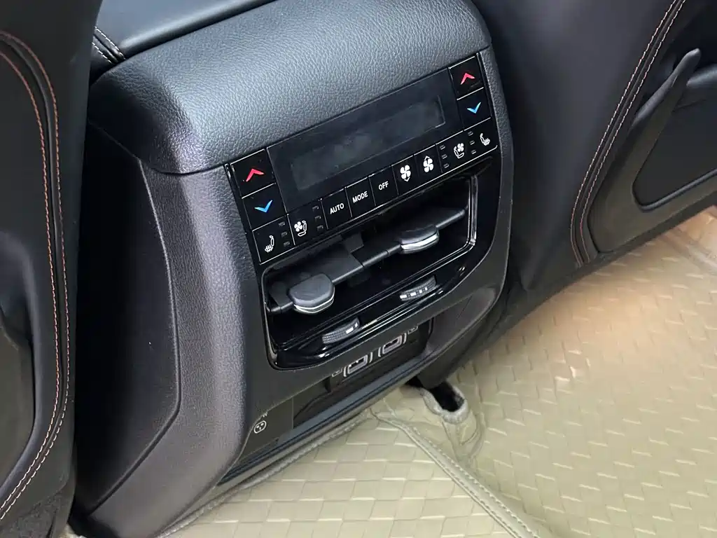 Grand Cherokee 4xe imported 2023 4xe peak version купить на сайте DeffCars