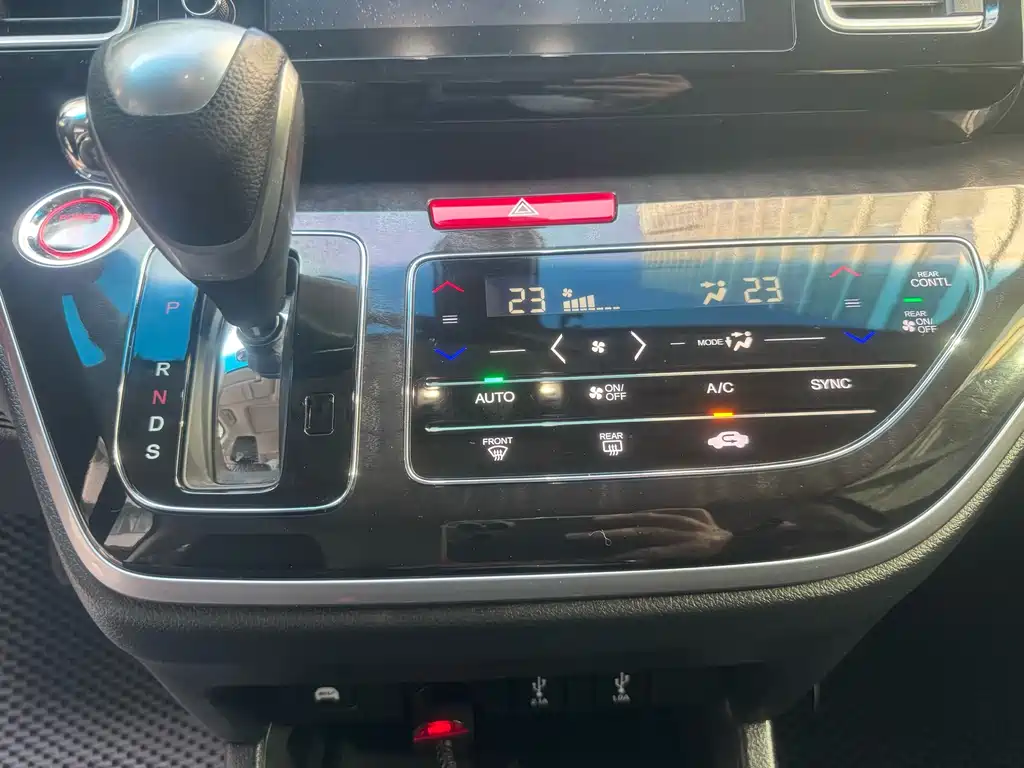 Alison 2019 2.0L Hybrid Deluxe Edition купить на сайте DeffCars
