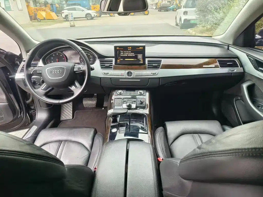 Audi A8 2014 A8L 45 TFSI quattro comfort type купить на сайте DeffCars