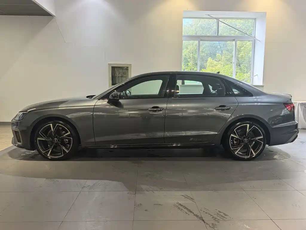 Audi A4L 2024 40 TFSI quattro RS kit combustion speed type купить на сайте DeffCars