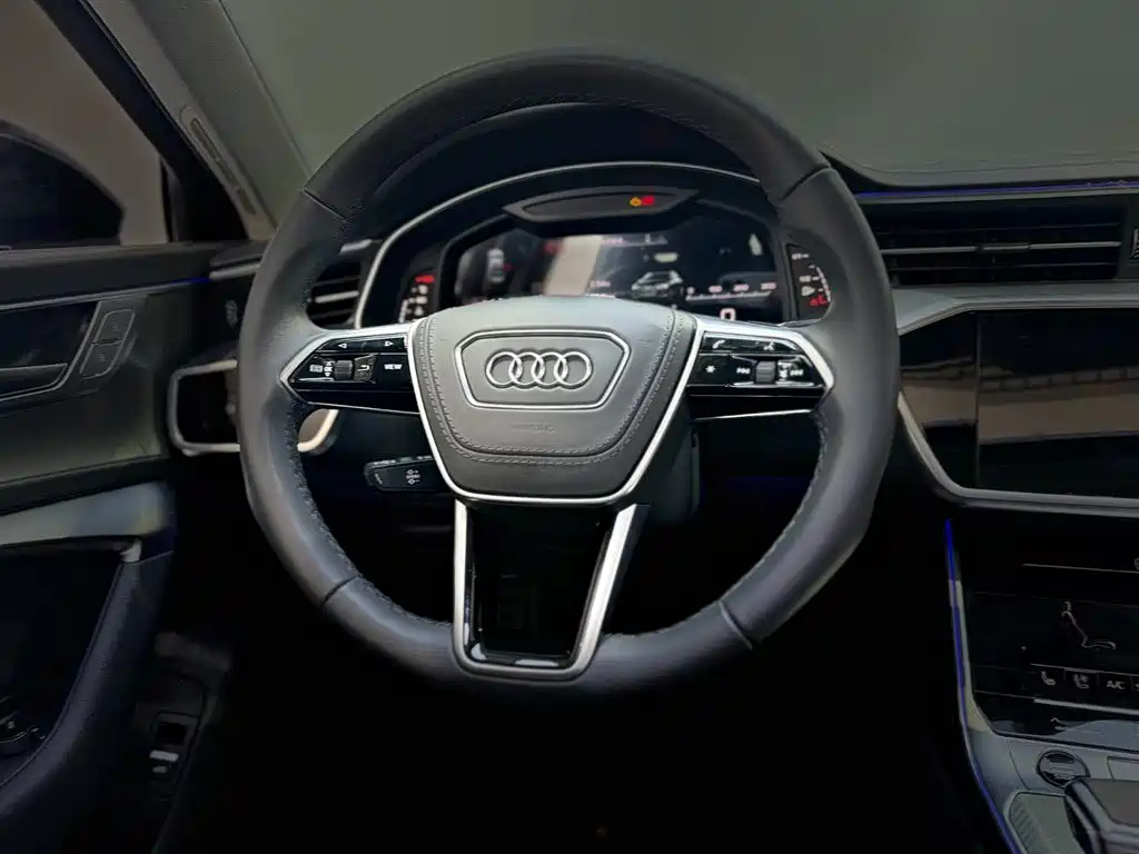 Audi A6L 2025 45 TFSI Premium Dynamic + Ventilation Comfort Package купить на сайте DeffCars