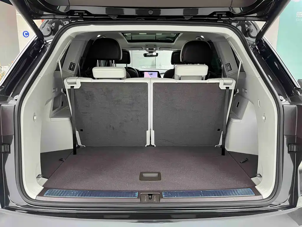 Lanjing 2022 380TSI four-wheel drive flagship Shengjing Edition 6 seats купить на сайте DeffCars