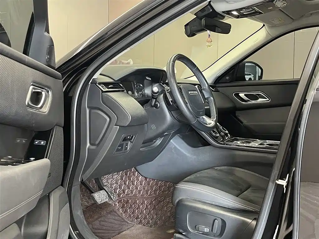 Range Rover Velar 2019 250PS купить на сайте DeffCars