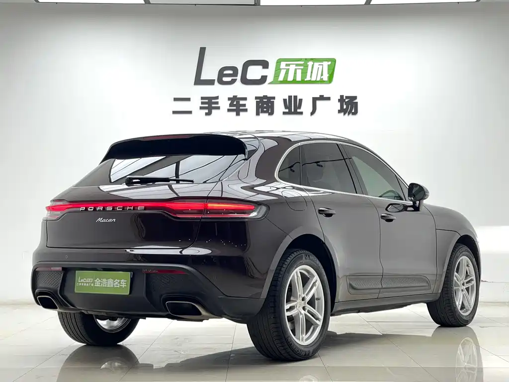 Macan 2023 Macan 2.0T купить на сайте DeffCars
